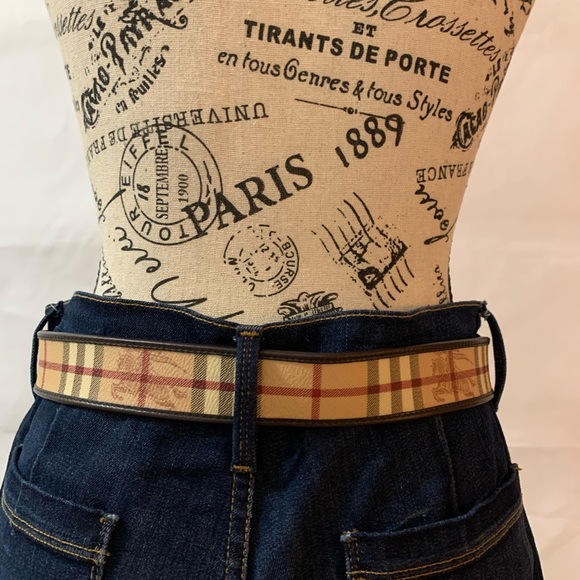 Burberry Accessories - NWOT-BURBERRY Classic Nova Check Belt